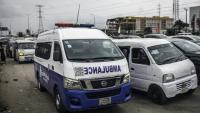 Une ambulance privée à Lagos bloquée dans un embouteillage sur la voie express Lekki-Epe à Lagos, capitale économique du Nigeria, le 8 septembre 2025