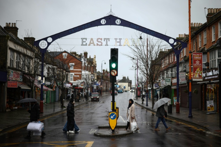 La rue principale d'East Ham, dans l'est de Londres, le 13 janvier 2026