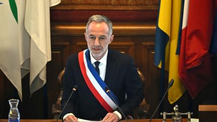 Le socialiste Emmanuel Grégoire officiellement élu maire de Paris par les conseillers de la capitale, le 29 mars 2026