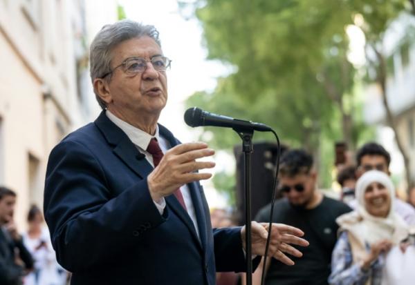 Le fondateur de LFI Jean-Luc Mélenchon s'exprime en public, le 7 mai 2026 à Marseille (Bouches-du-Rhône)