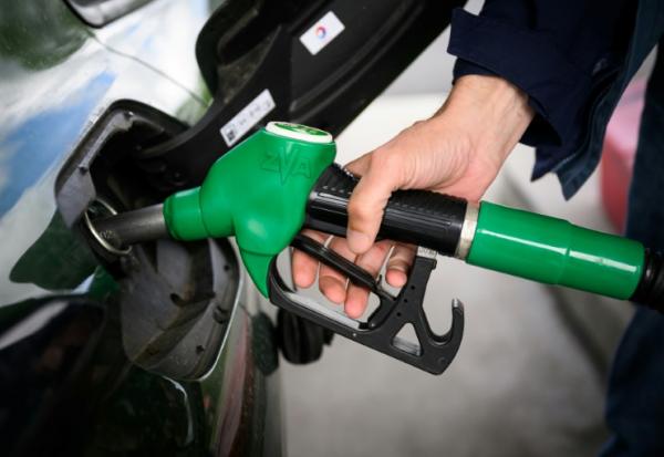 Les déclarations du président américain Donald Trump sur l'imminence d'un accord, officialisé lundi, avaient déjà entraîné une détente des cours du pétrole et, en conséquence, des prix des carburants