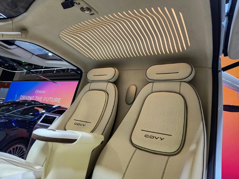L'intérieur d'un véhicule du constructeur chinois GAC, exposé au salon automobile de Munich, en Allemagne, le 8 septembre 2025
