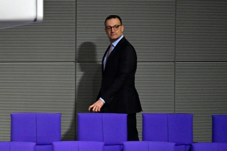 Le chef des députés conservateurs allemands, Jens Spahn, assiste à une séance plénière du Bundestag, la chambre basse du Parlement, le 5 décembre 2025 à Berlin 