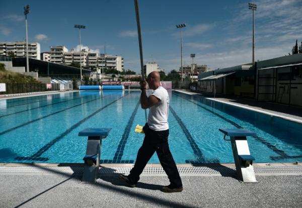 Une piscine à Thessalonique, en Grèce, le 1er juin 2020