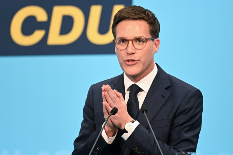 Le candidat de la CDU aux élections régionales dans le Bade-Wurtemberg, Manuel Hagel, le 6 mars 2026 à Stockach, dans le sud de l'Allemagne