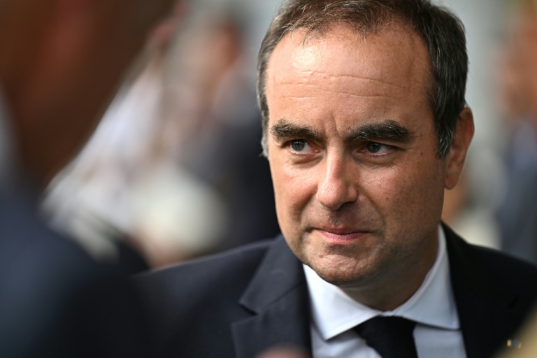 Le Premier ministre Sébastien Lecornu à Mérignac en Gironde le 17 août 2026
