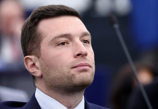 Le président du Rassemblement national et eurodéputé, Jordan Bardella, le 9 février 2026 au Parlement européen à Strasbourg