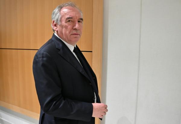 François Bayrou quitte le tribunal de Paris le 5 février 2024