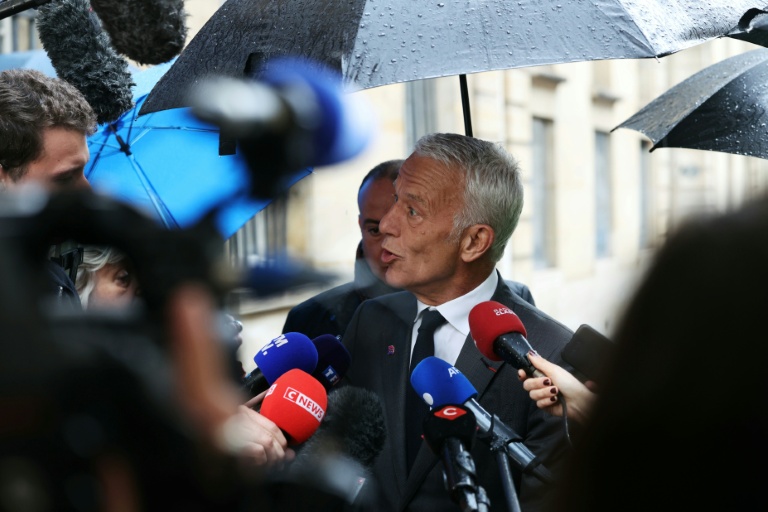 Le président du Medef Patrick Martin s'adresse à la presse, le 24 septembre 2025 à Paris
