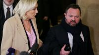 La présidente du Rassemblement national, Marine Le Pen, quitte la salle d’audience à l'issue de la première journée de son procès en appel à Paris