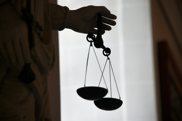 Accusé de viols et agressions sexuelles sur 29 de ses patientes, un ostéopathe est jugé à partir de lundi à Strasbourg pour deux semaines de procès