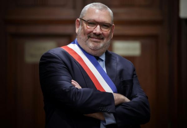 Le maire RN de Carcassonne Christophe Barthès le 29 mars 2026, à Carcassonne, dans l'Aude