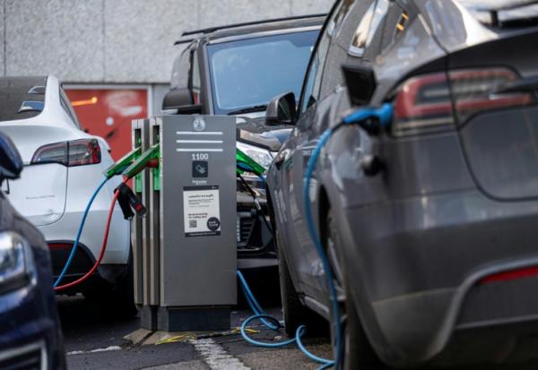La Norvège a frôlé son objectif de ne vendre que des voitures zéro émission en 2025, le tout-électrique ayant représenté 95,9% des nouvelles immatriculations l'an dernier