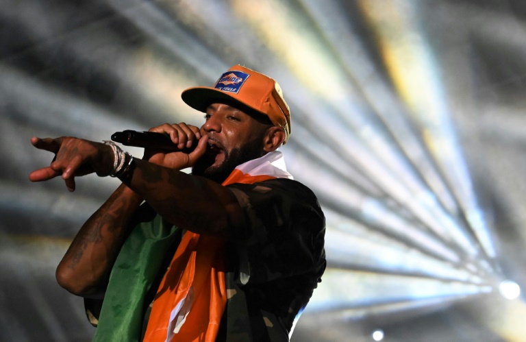 Le rappeur français Booba en concert à Abidjan, en Côte d'Ivoire, le 30 avril 2023