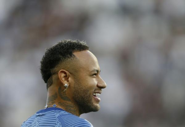 Le Brésilien Neymar avant un match de son club le FC Santos, le 9 mars 2025 à São Paulo