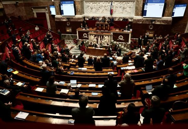La suspension de la réforme des retraites va être débattue mercredi à l'Assemblée