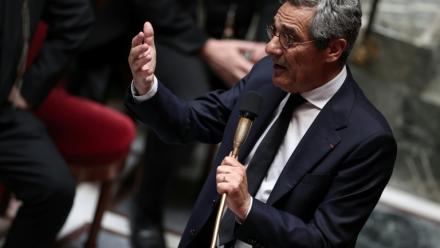Le ministre du Commerce Serge Papin, à l'Assemblée nationale à Paris le 17 juin 2026.
