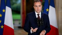 Le Premier ministre Sébastien Lecornu lors d'une allocation concernant la situation dans les lycées, le prix des carburants, la crise agricole et la situation financière de la France, le 7 octobre 2026 à l'hôtel de Matignon, à Paris