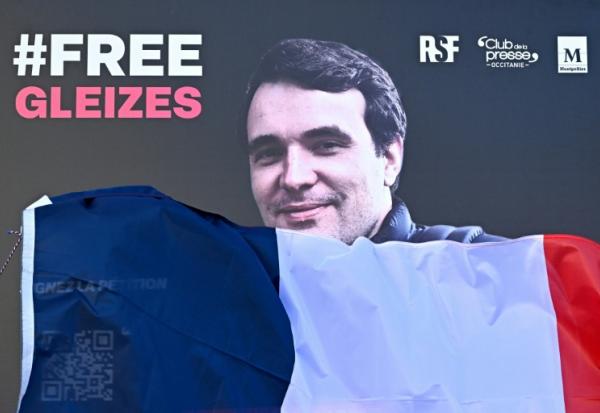 Un portrait du journaliste sportif Christophe Gleizes, détenu en Algérie, le 29 janvier 2026 à Montpellier