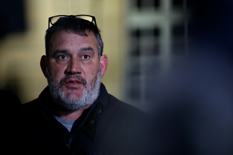 Le président du syndicat agricole Coordination rurale (CR), Bertrand Venteau, quitte l'Hôtel Matignon, à Paris, après une réunion avec le Premier ministre Sébastien Lecornu, le 5 janvier 2026