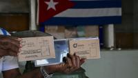 Un carnet de rationnement dans une épicerie à prix subventionnée, appelée "bodega", à La Havane, le 5 octobre 2026 à Cuba