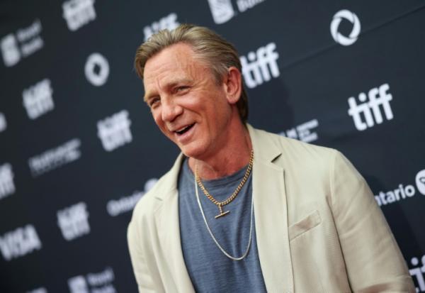 L'acteur Daniel Craig sur le tapis rouge du Festival international du film de Toronto pour la première du troisième volet de "A Couteaux tirés", le 6 septembre 2025 au Canada