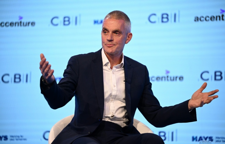 (Photo archives) Le directeur général de la BBC Tim Davie parle lors d'une conférence à Birmingham (Royaume-Uni), le 22 novembre 2022