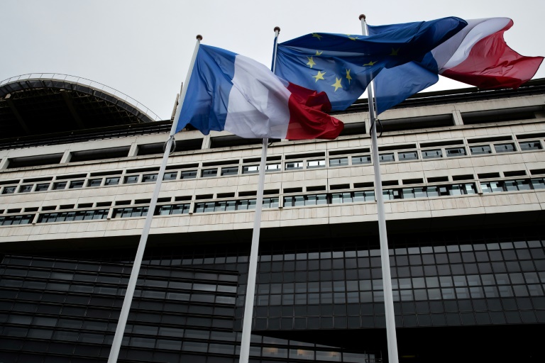 La France emprunte depuis mardi désormais aussi cher que l'Italie à échéance dix ans