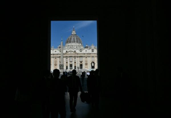 La place Saint-Pierre au Vatican le 25 mai 2026