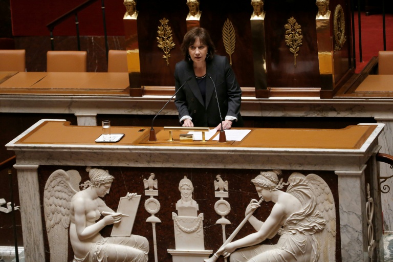 Laurence Rossignol, alors ministre des Familles, de l'Enfance et des Droits des femmes lors du débat parlementaire sur la loi  contre la prostitution à l'Assemblée nationale à Paris, le 6 avril 2016 
