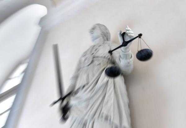 Le tribunal correctionnel de Draguignan, dans le Var, a condamné le dirigeant d'un groupe d'intérim à quatre ans de prison et 100.000 euros d'amende pour une fraude généralisée ayant soustrait 62 millions d'euros aux organismes sociaux