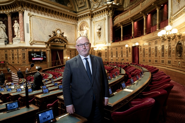 Le sénateur LR Laurent Duplomb au Sénat à Paris le 11 février 2025