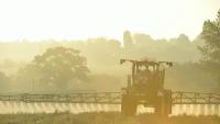Le plan Ecophyto 2030, destiné à réduire l'usage des pesticides en France, sera présenté lundi par le gouvernement, avec pour principale mesure la mise en place d'un nouvel indicateur