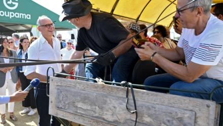 Le maire du Havre et candidat Horizons à la présidentielle, Edouard Philippe, lors d'une visite au festival Terres de Jim organisé par le syndicat agricole Jeunes agriculteurs (JA), le 12 septembre 2026 à Metz