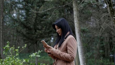 L’actrice albanaise Anila Bisha pose lors d’une interview avec l’AFP à Tirana le 19 février 2026.