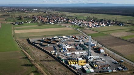 Le site de forage géothermique exploité par Lithium de France à Betschdorf, dans le Bas-Rhin, le 2 mars 2026