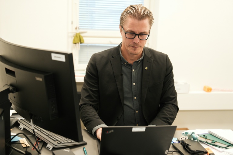 Le maire de la ville finlandaise de Muhos, Kimmo Hinno, le 29 septembre 2026 dans son bureau, à Muhos 