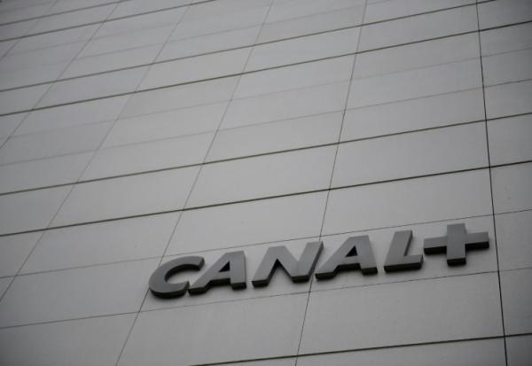 Canal+ a affiché son ambition de peser encore davantage dans le paysage du 7e art, en annonçant des "négociations exclusives" avec le réseau majeur de salles de cinéma UGC, dont il espère une prise de contrôle "en 2028"