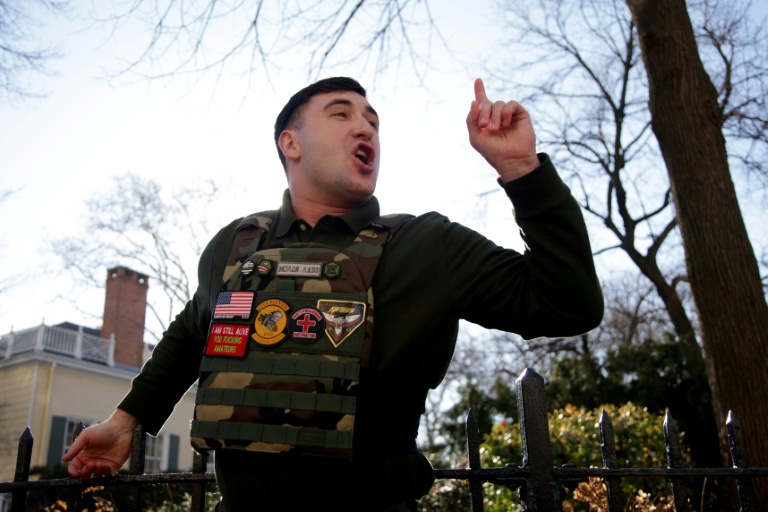 L'influenceur d'extrême droite Jake Lang le 9 mars à New York, aux Etats-Unis