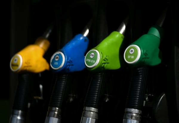 Le gouvernement a dit espérer "une baisse des prix du carburant" en Corse mardi, au lendemain de la sanction infligée par l'Autorité de la concurrence pour entente dans la distribution de carburants sur l'île contre plusieurs acteurs, dont TotalEnergies