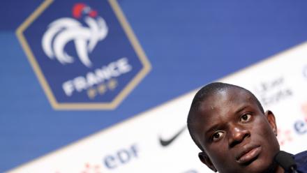 Le joueur de l'équipe de France N'Golo Kanté, rappelé par Didier Deschamps pour les matches de qualification au Mondial-2026, à Clairefontaine en novembre 2024