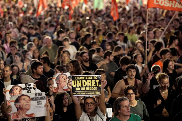 Manifestation pour dénoncer la crise du logement à Barcelone, en Espagne, le 5 octobre 2026