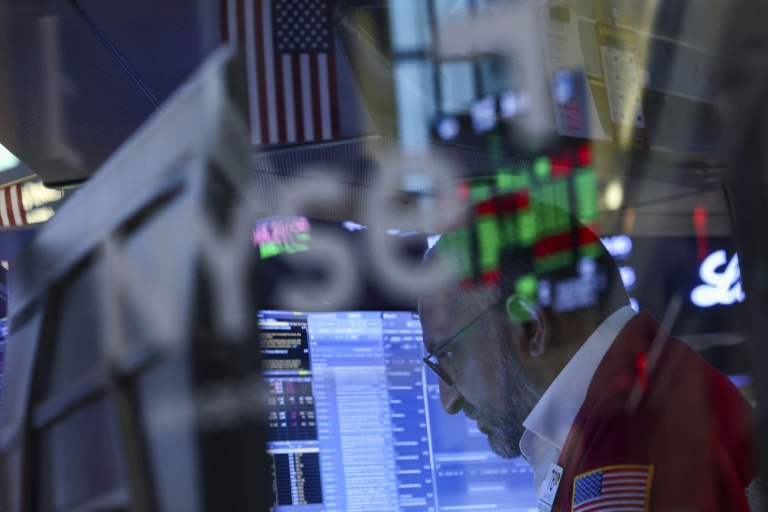 Un opérateur à la Bourse de New York, le 11 mai 2026