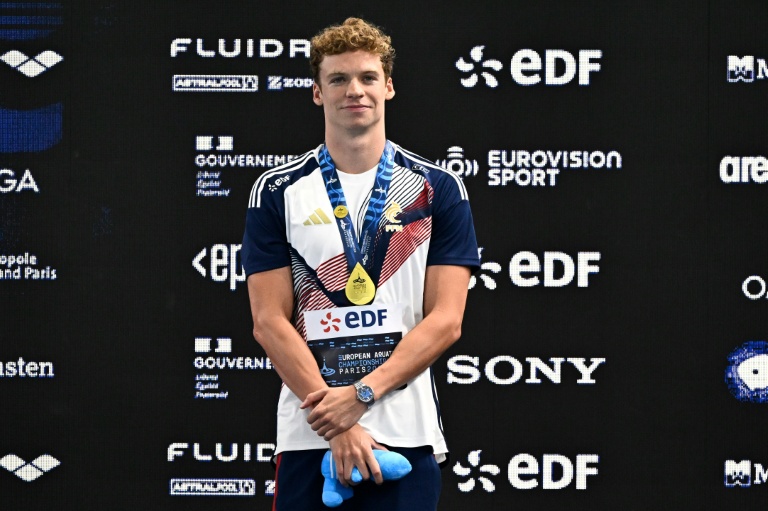 Léon Marchand à Saint-Denis le 15 août 2026