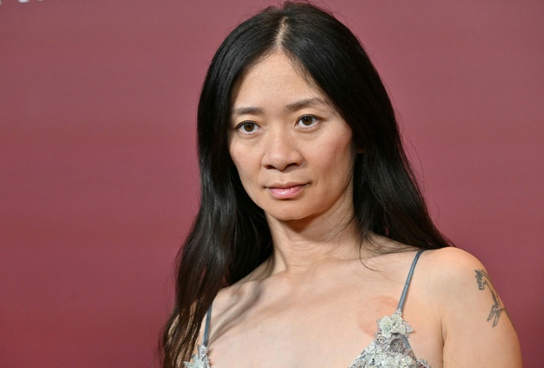 La cinéaste chinoise Chloé Zhao à Los Angeles, le 7 mars 2026 en Californie