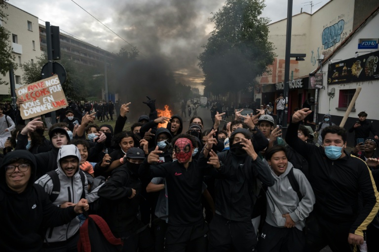 Des lycéens lors d'une manifestation près du lycée Déodat à Toulouse, le 1er octobre 2026 