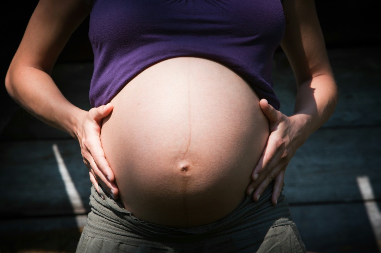 La France a longtemps refusé de reconnaître ou d'établir la filiation entre un enfant né par GPA et ses parents d'intention