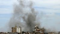 Une frappe aérienne israélienne sur un quartier de la ville de Tyr, dans le sud du Liban, le 15 mai 2026