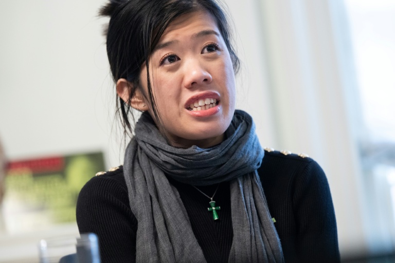 Claire Lai, la fille de l'ex-magnat des médias prodémocratie Jimmy Lai, lors d'un point presse, le 15 décembre 2025 à Washington