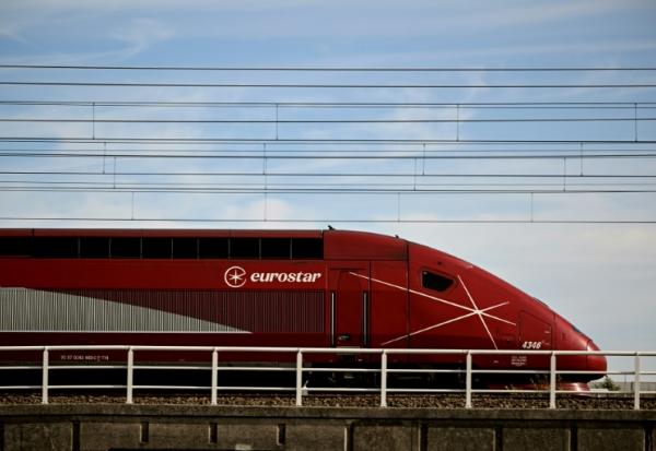 L'incident qui a interrompu le trafic du Tunnel sous la Manche était "résolu" mercredi matin, selon l'exploitant Getlink, mais le trafic des trains Eurostar restait perturbé à quelques heures du réveillon du Nouvel An, tandis que des passagers sont restés bloqués toute la nuit.